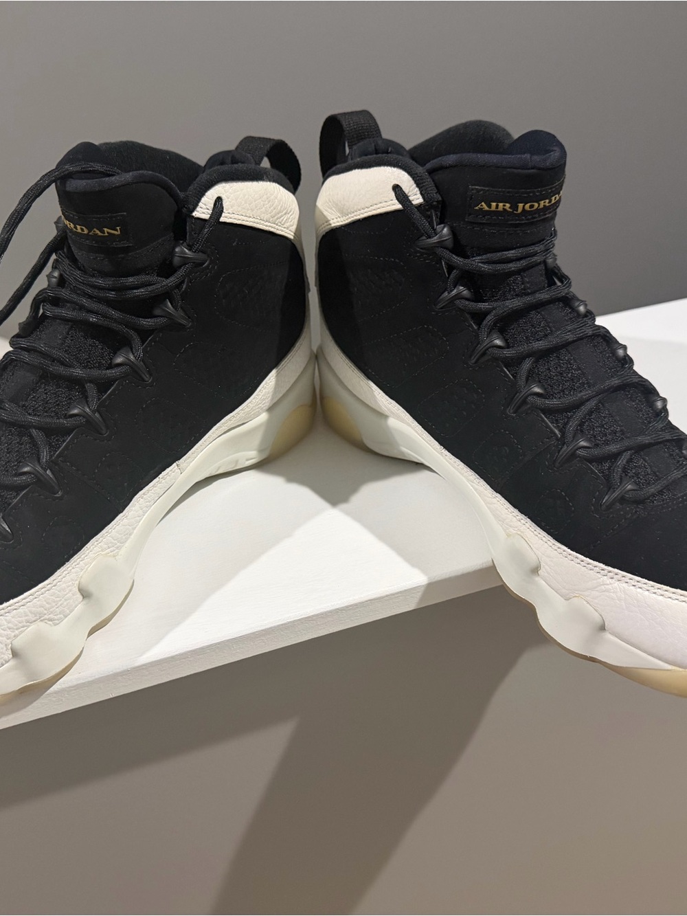 Nike Air Jordan 9 Retro "City of Flight" Black White Gold Men's 10 - Picture 4 of 6